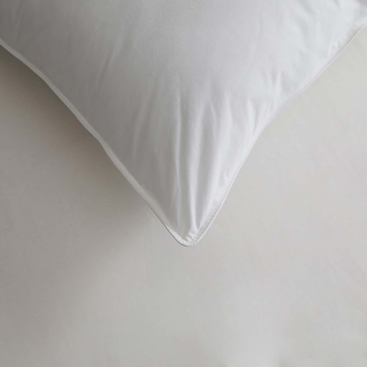 Dorma Full Forever Anti-Allergy Side Sleeper Continental Pillow