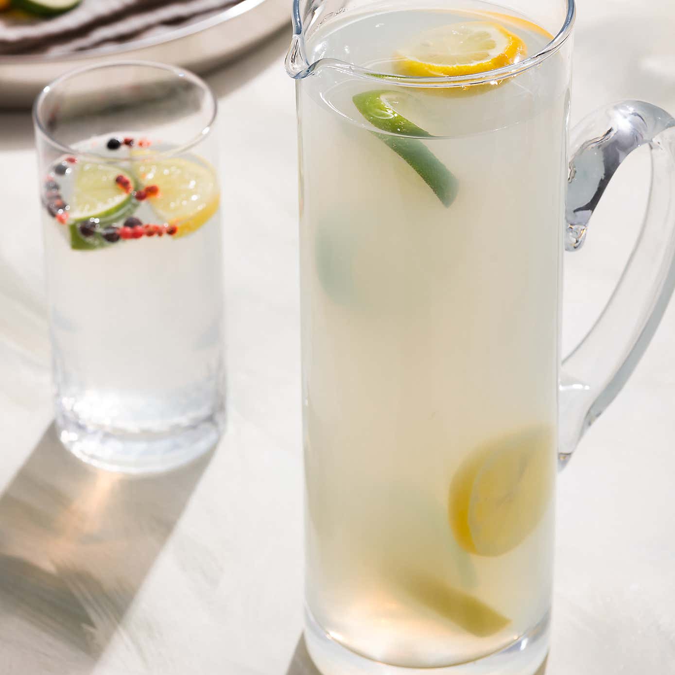 Ravenhead Glass Jug, 1.7L