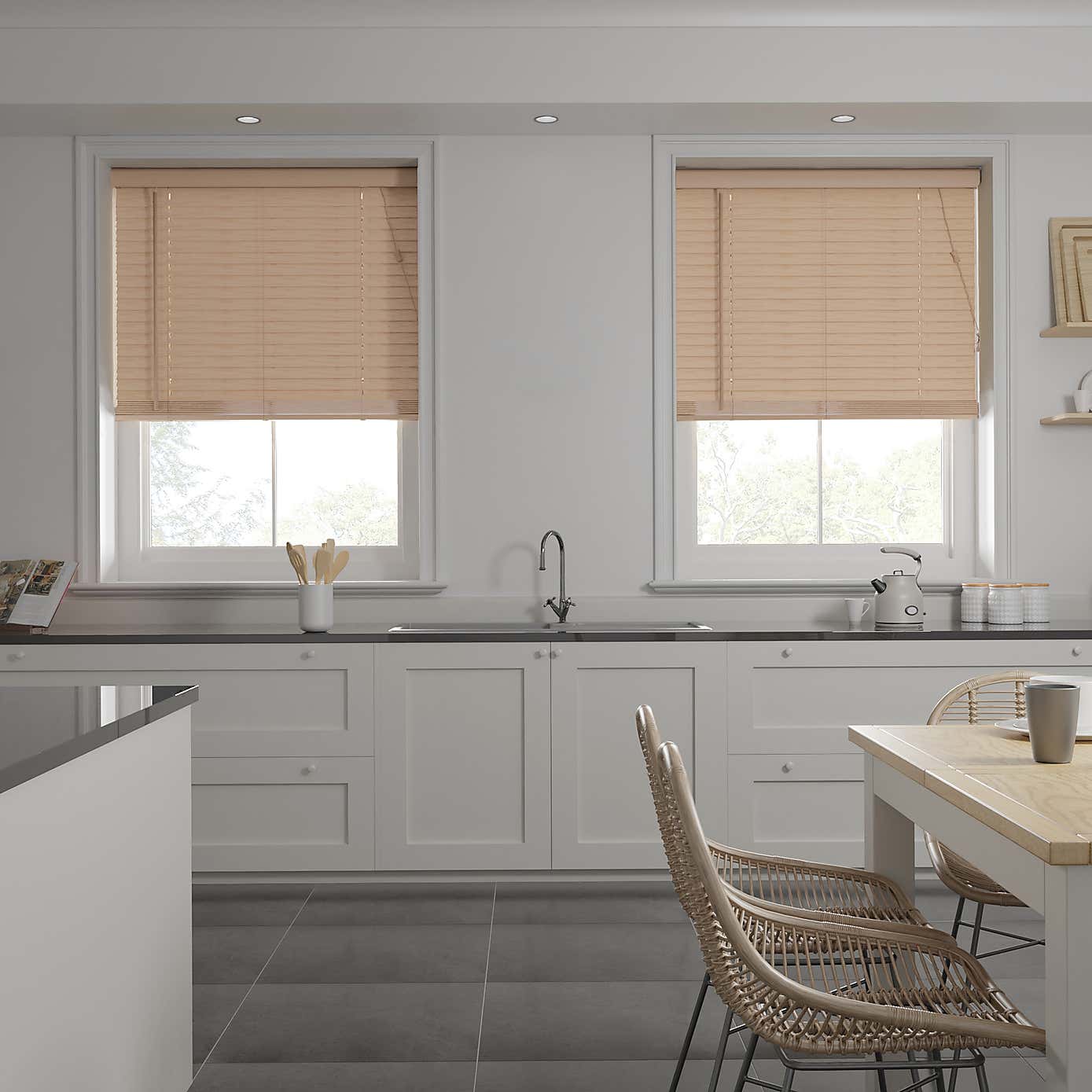 Fauxwood Venetian Blind