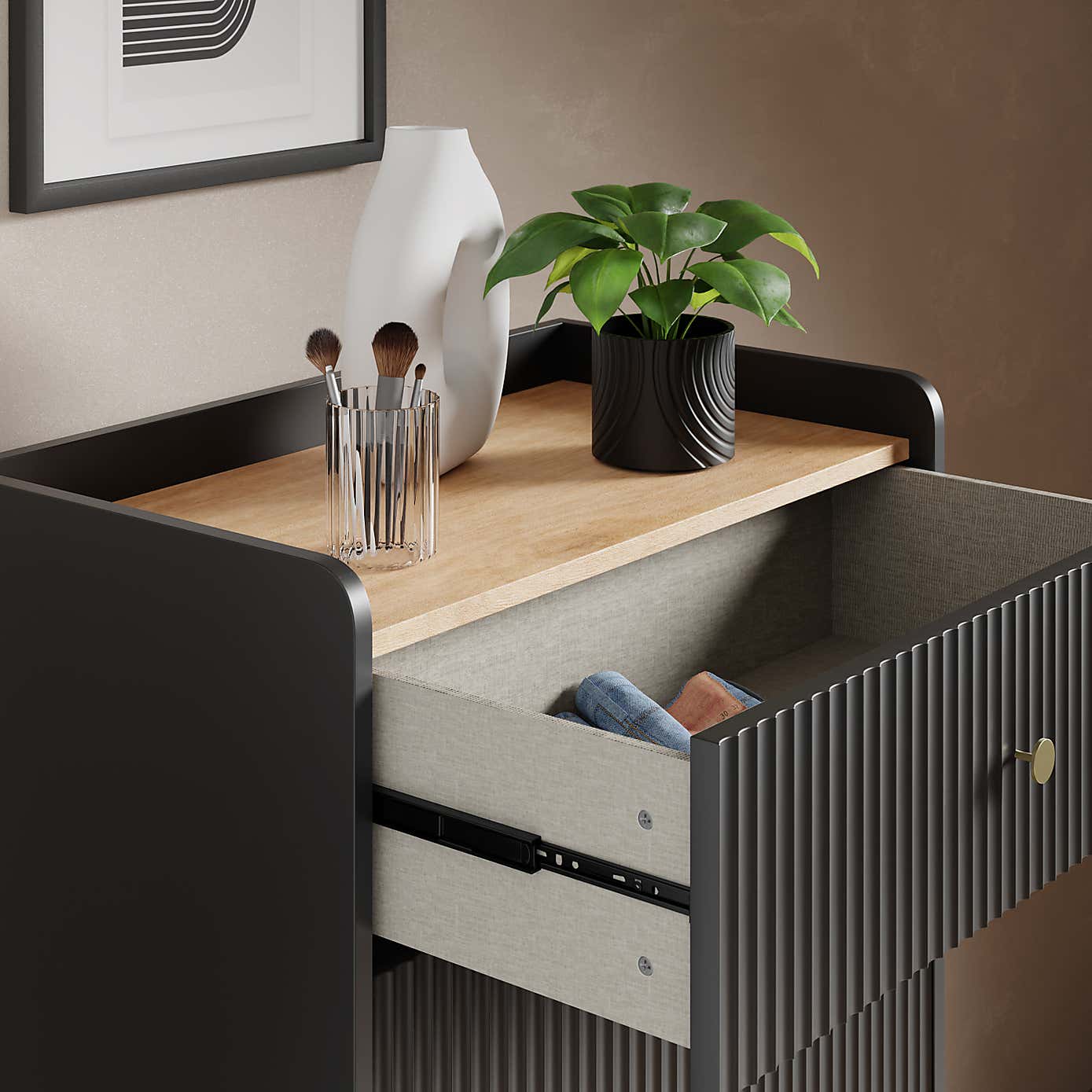 Georgi 5 Drawer Chest