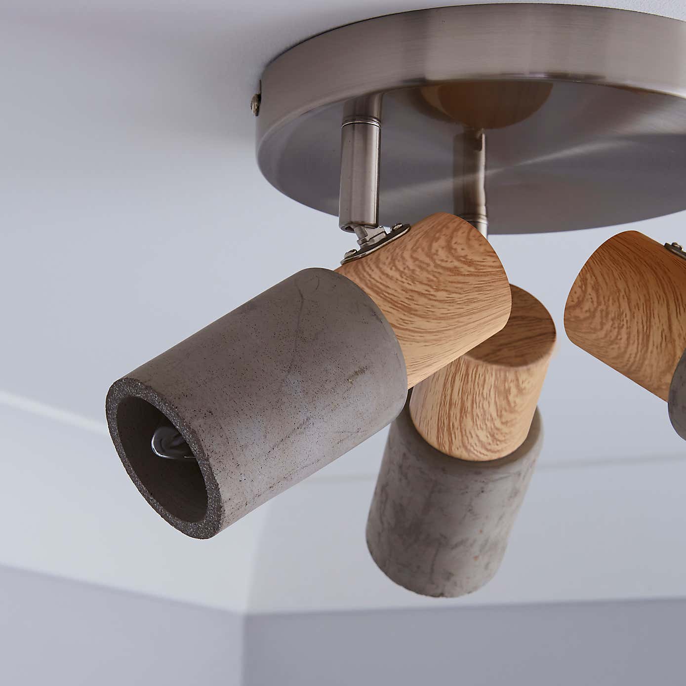 Inka 3 Light Concrete Wood Spotlight