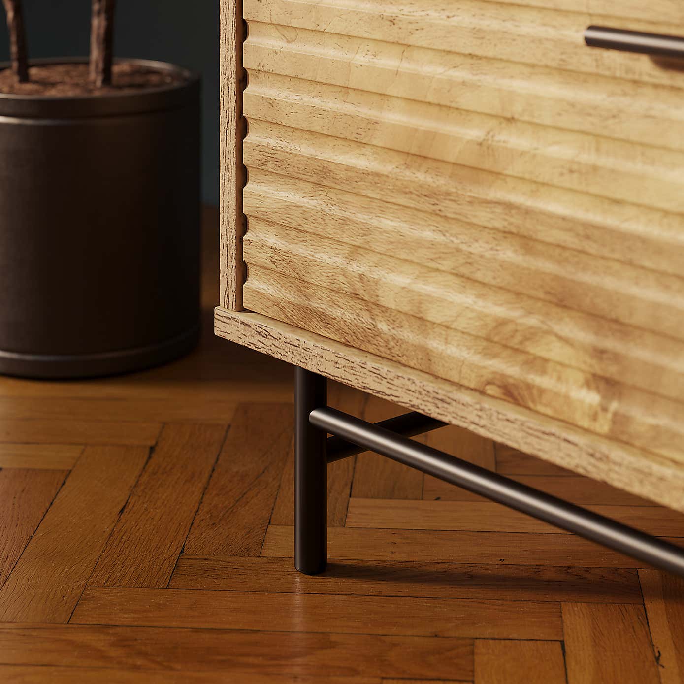 Bryant Double Wardrobe, Mango Wood Effect