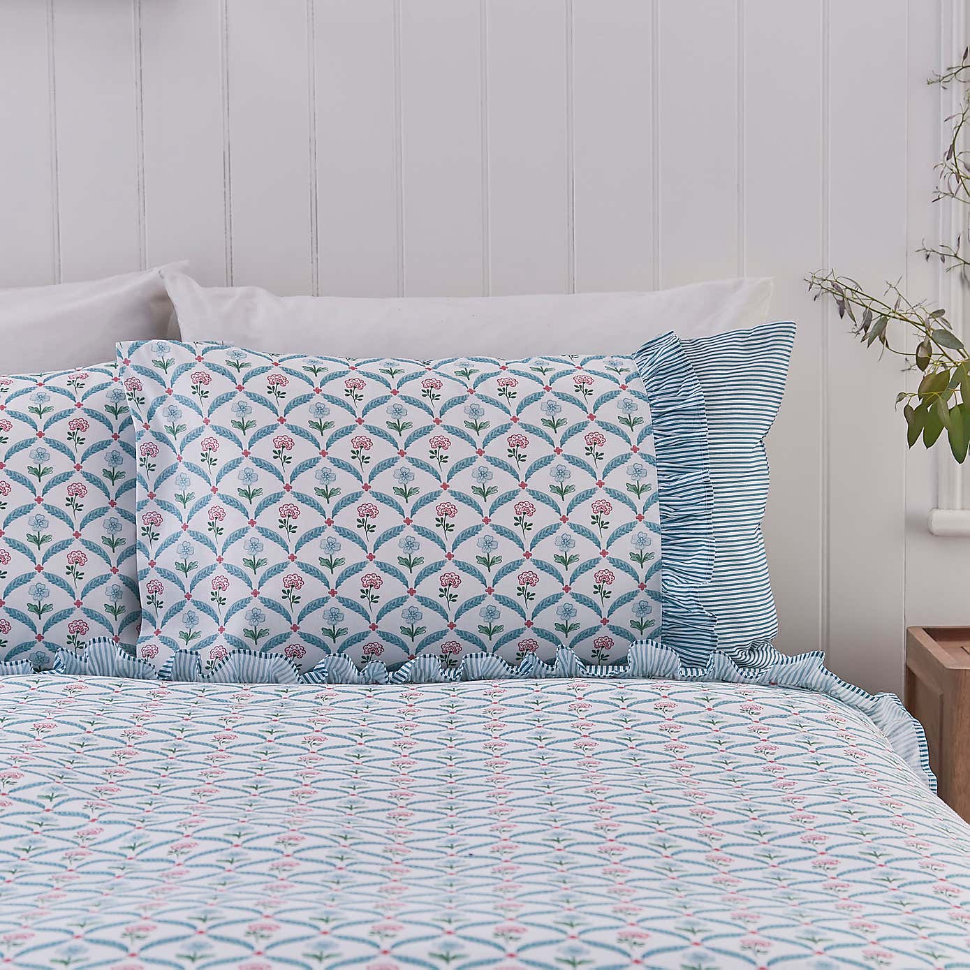 Bronwyn Frill Duvet Cover Set