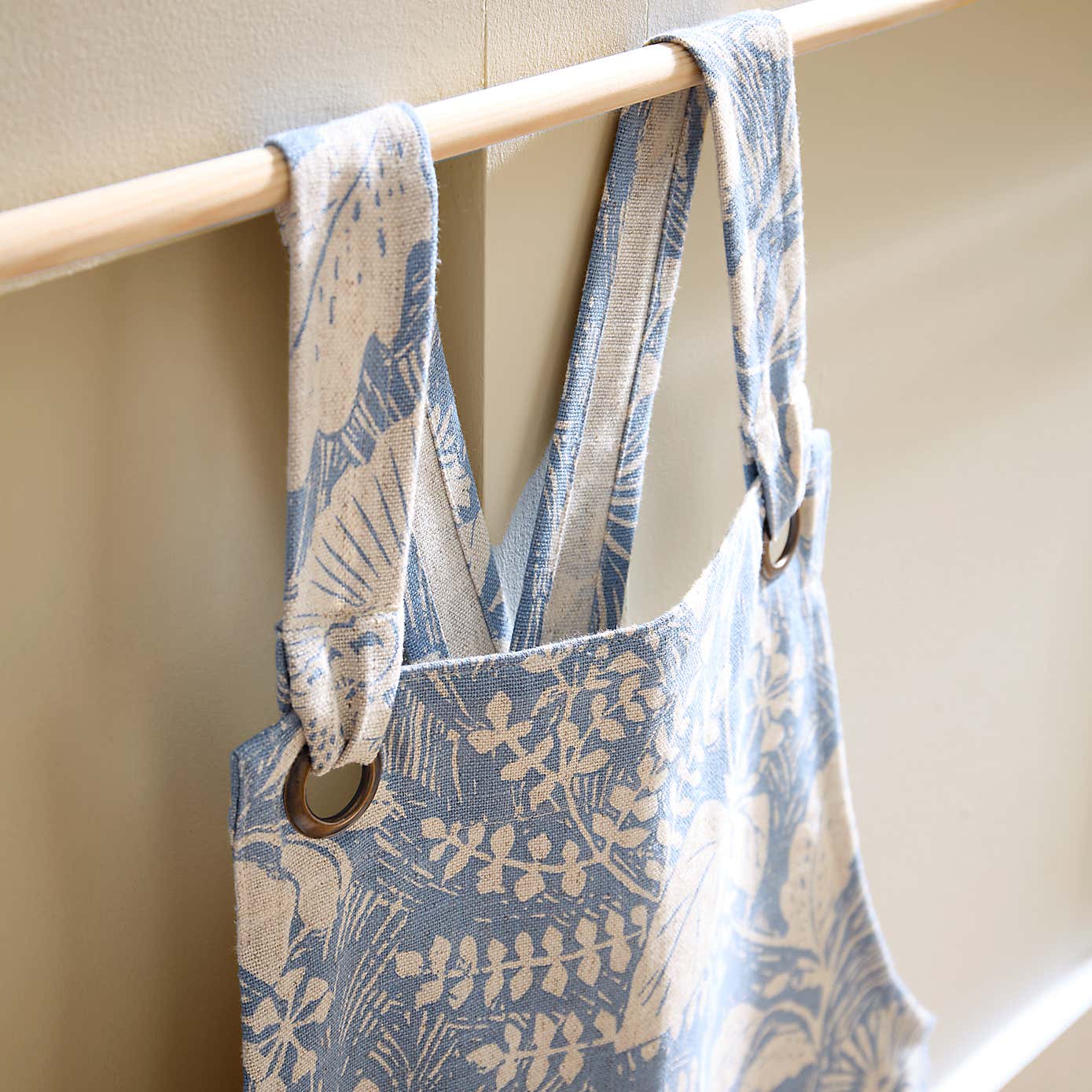 NHM Meadow Starling Apron