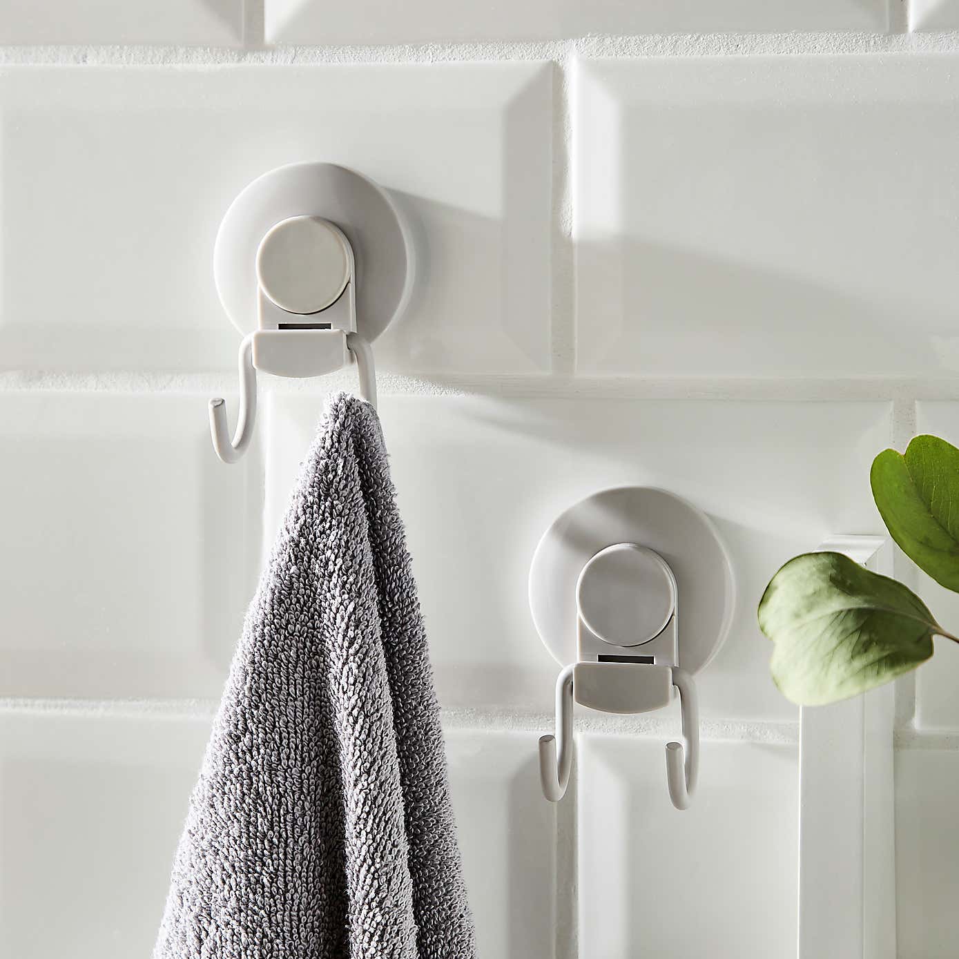 Set of Two Wire Suction Hooks