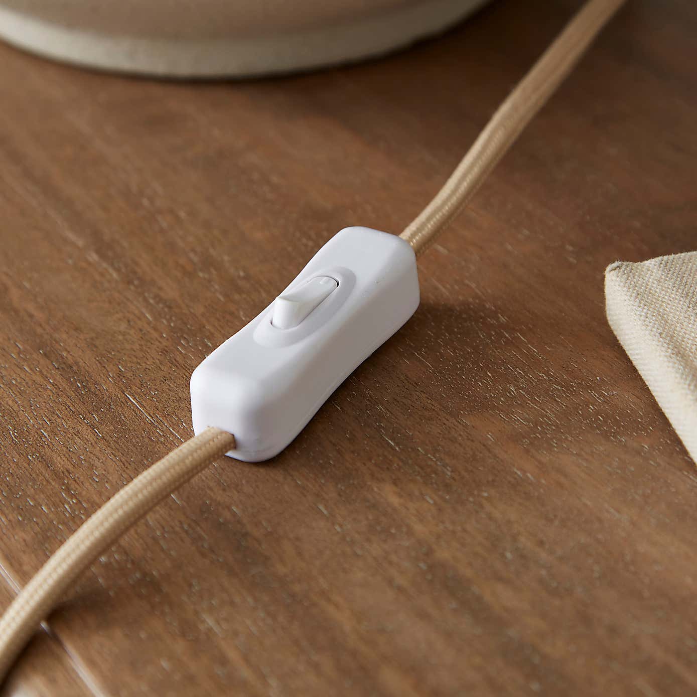 Sandi Ceramic Table Lamp