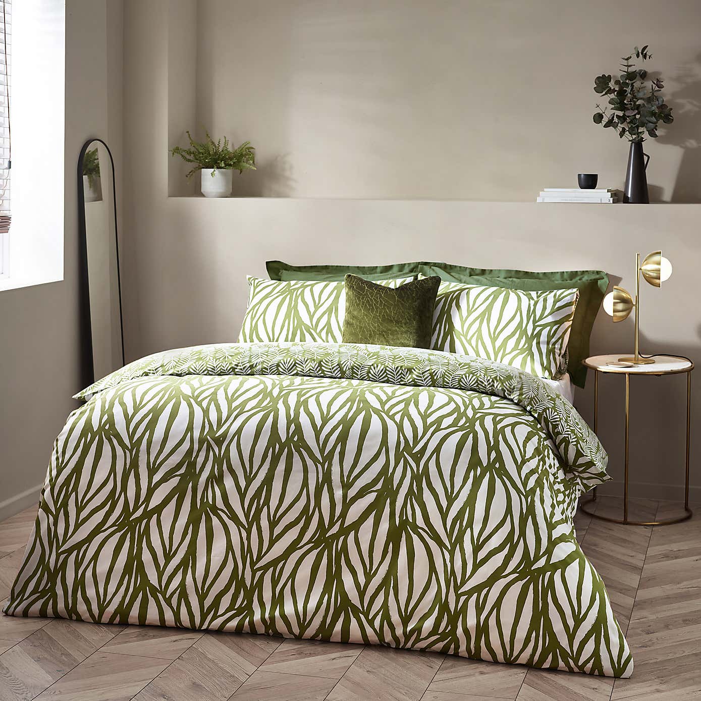 Hoem Frond Cotton Rich Olive Duvet Cover & Pillowcase Set