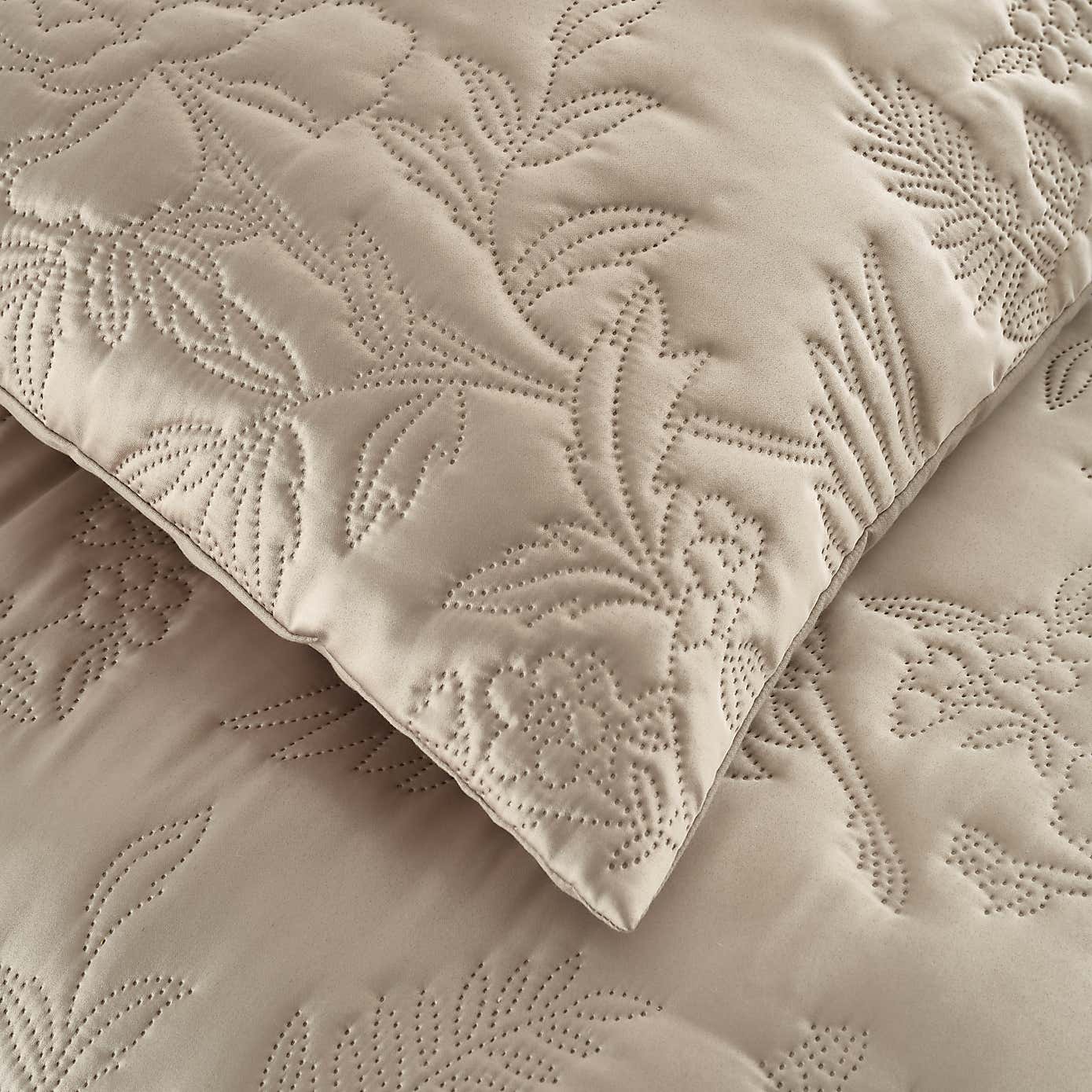 Luxe Heron Duvet Cover and Pillowcase Set