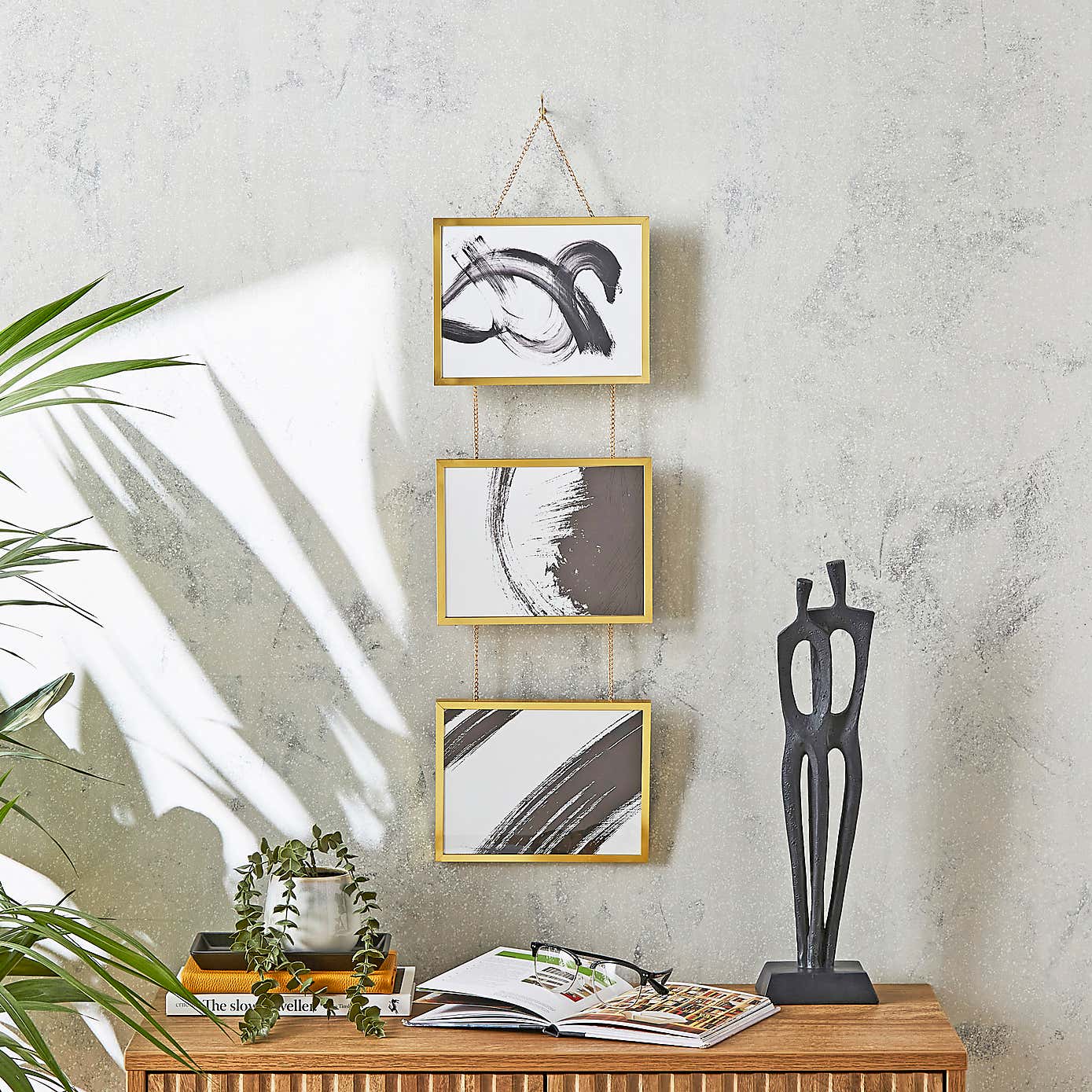 Metal Hanging Chain Multi Photo Frame