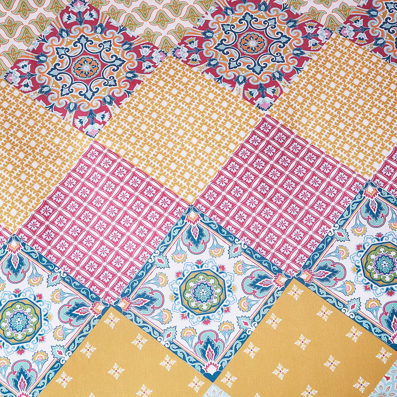 Global Patchwork Duvet Cover Set