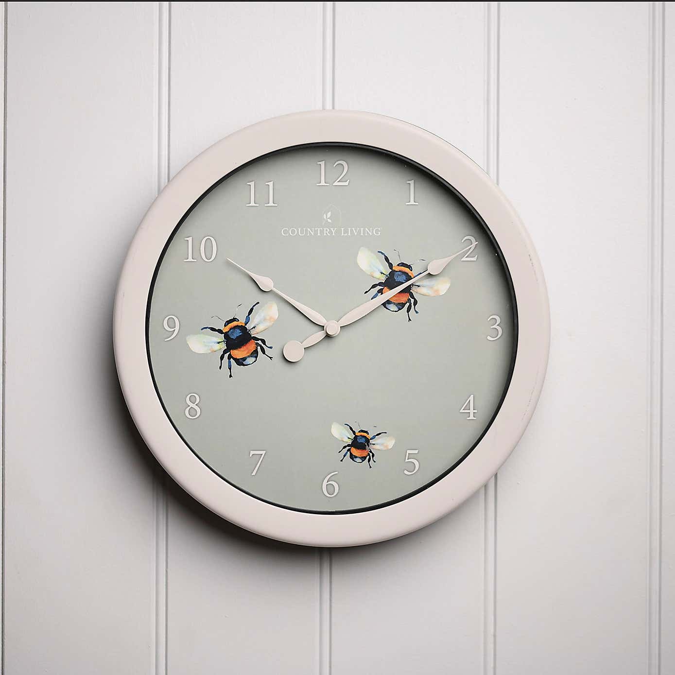 Country Living Bee Indoor Outdoor Wall Clock