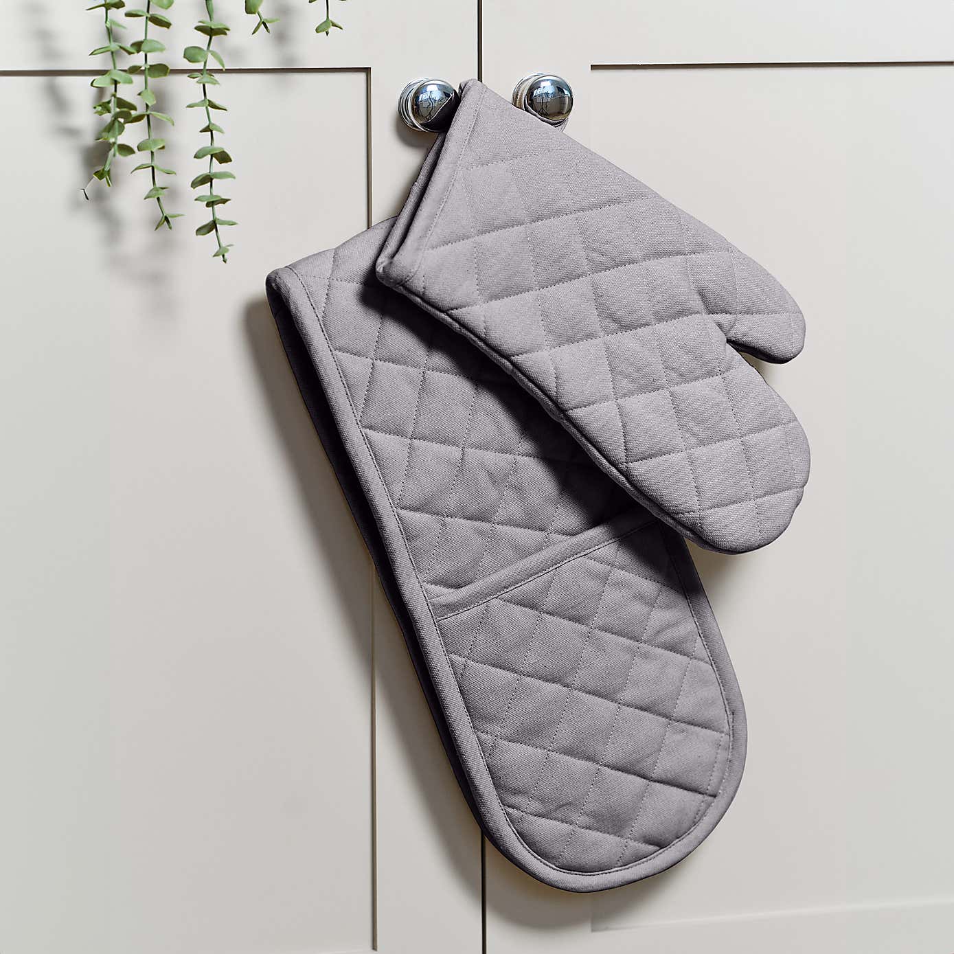 Dexam Set of 2 Love Colour Single Oven Gloves