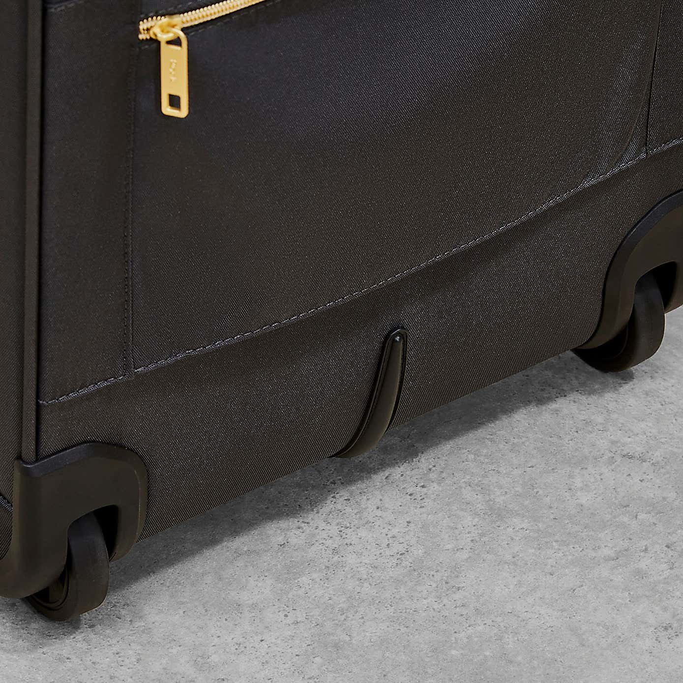 Rock Luggage Sloane Suitcase