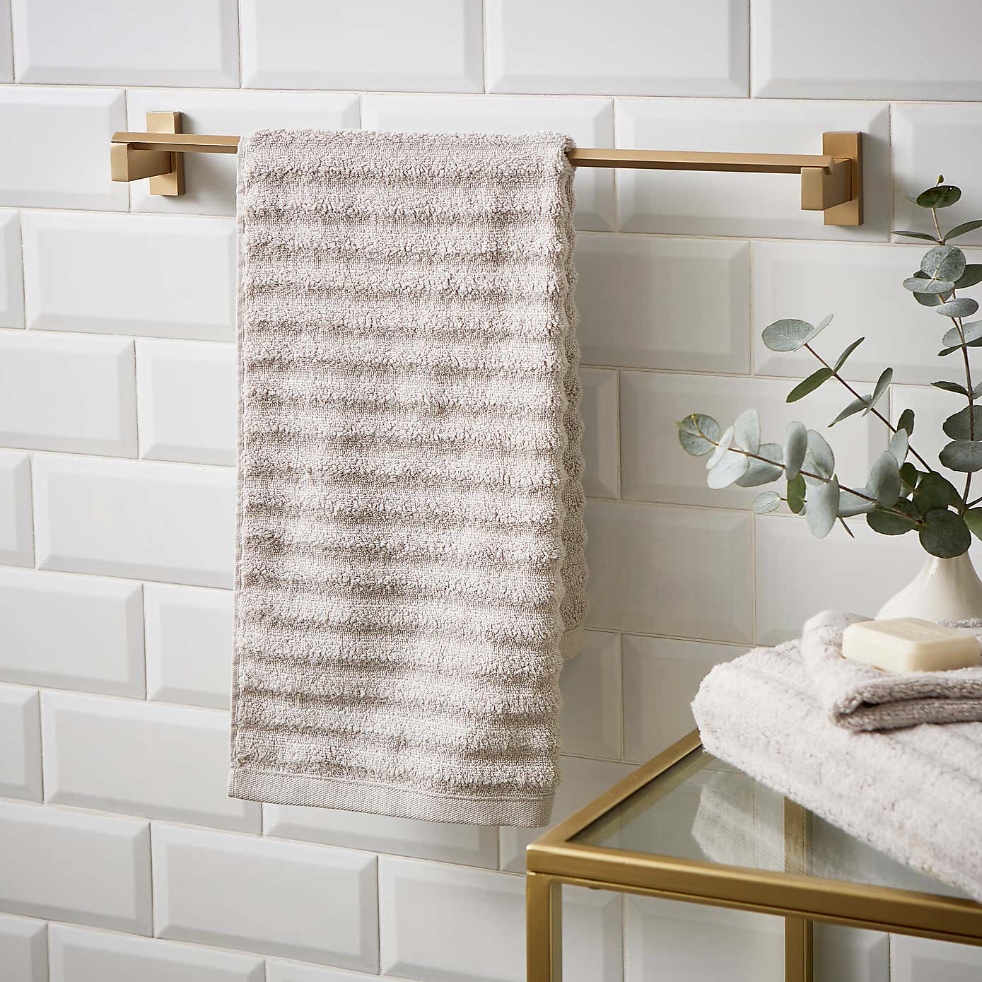 Modern Luxe Square Towel Rail
