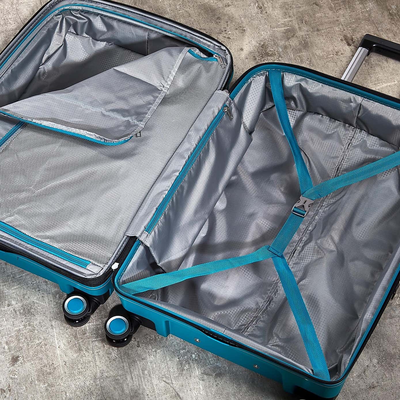 Rock Luggage Sunwave Suitcase