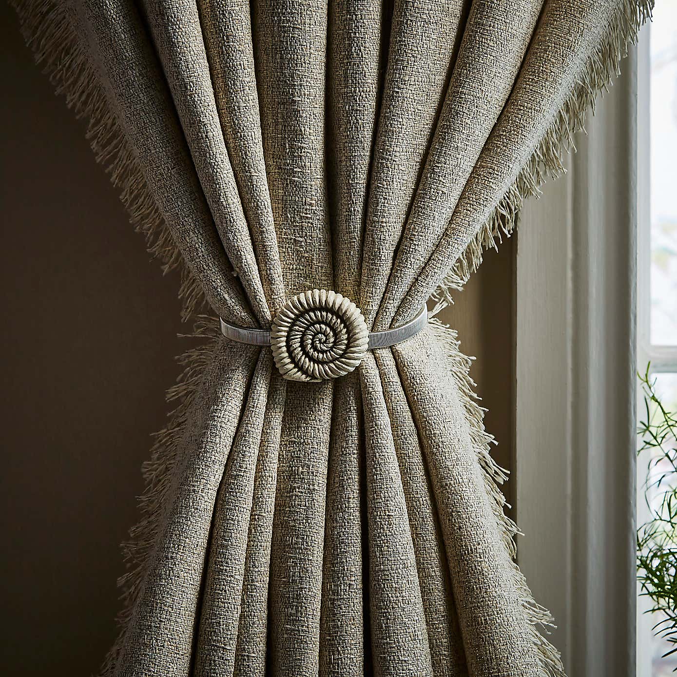 Ammonite Magnetic Tiebacks