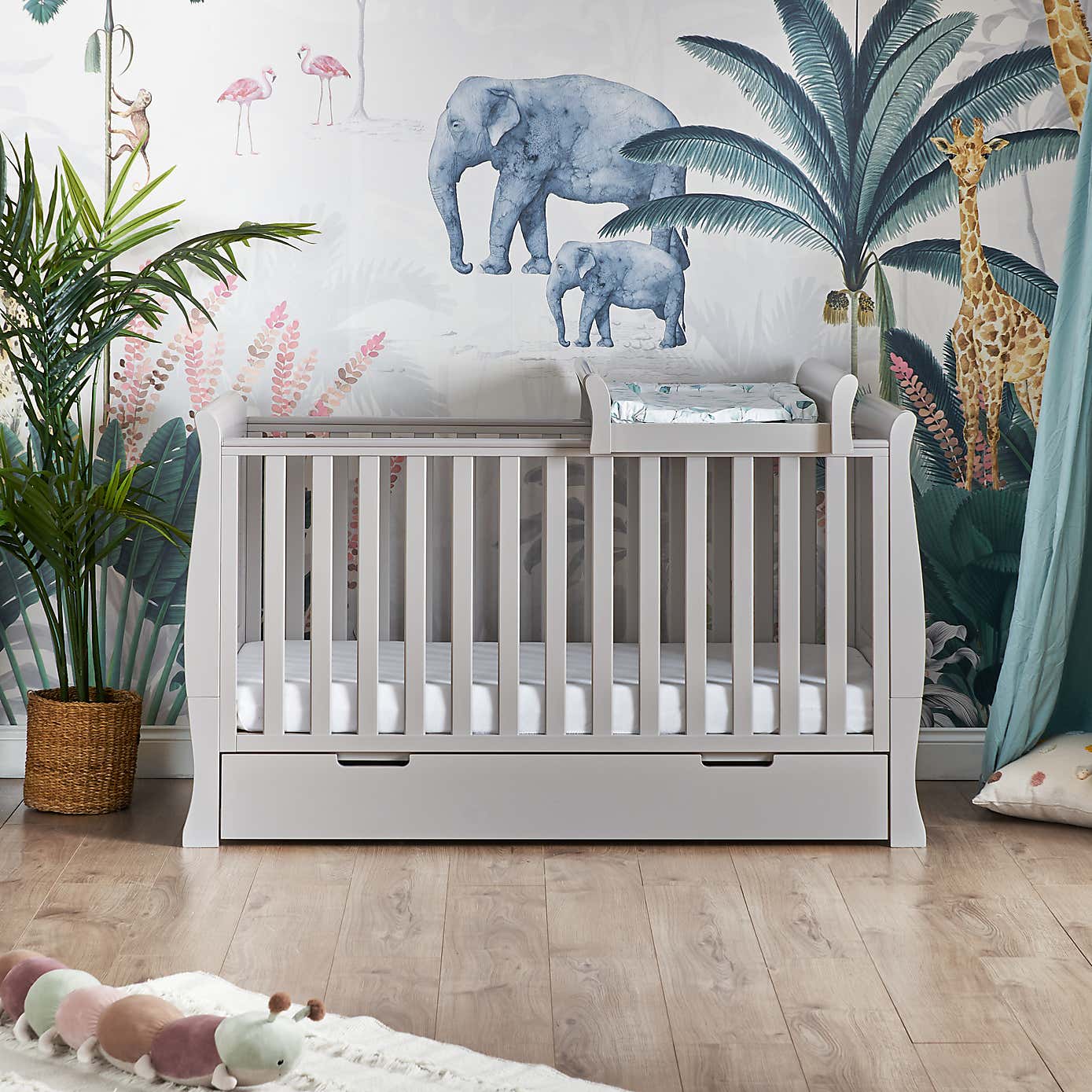 OBaby Stamford Classic Cot Bed