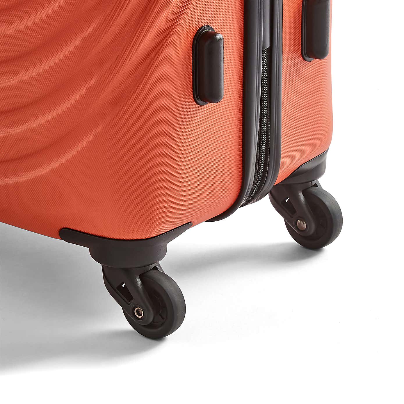 Elements Hard Shell Suitcase
