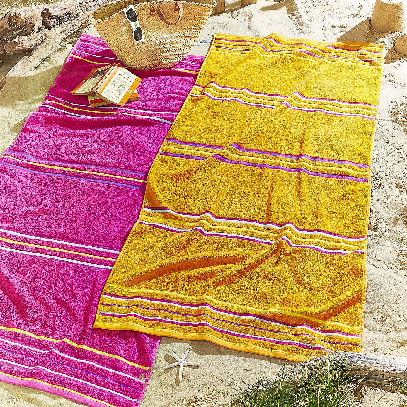 Set of 2 Catherine Lansfield Rainbow Cotton Beach Towel