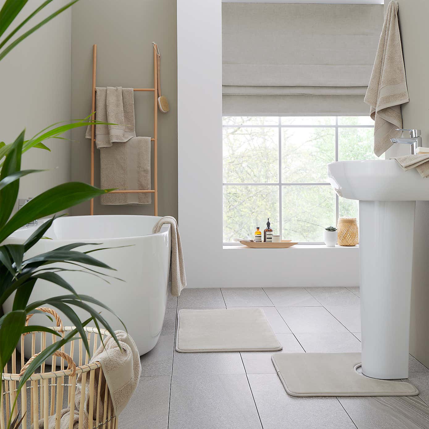 Catherine Lansfield Anti Bacterial Towel