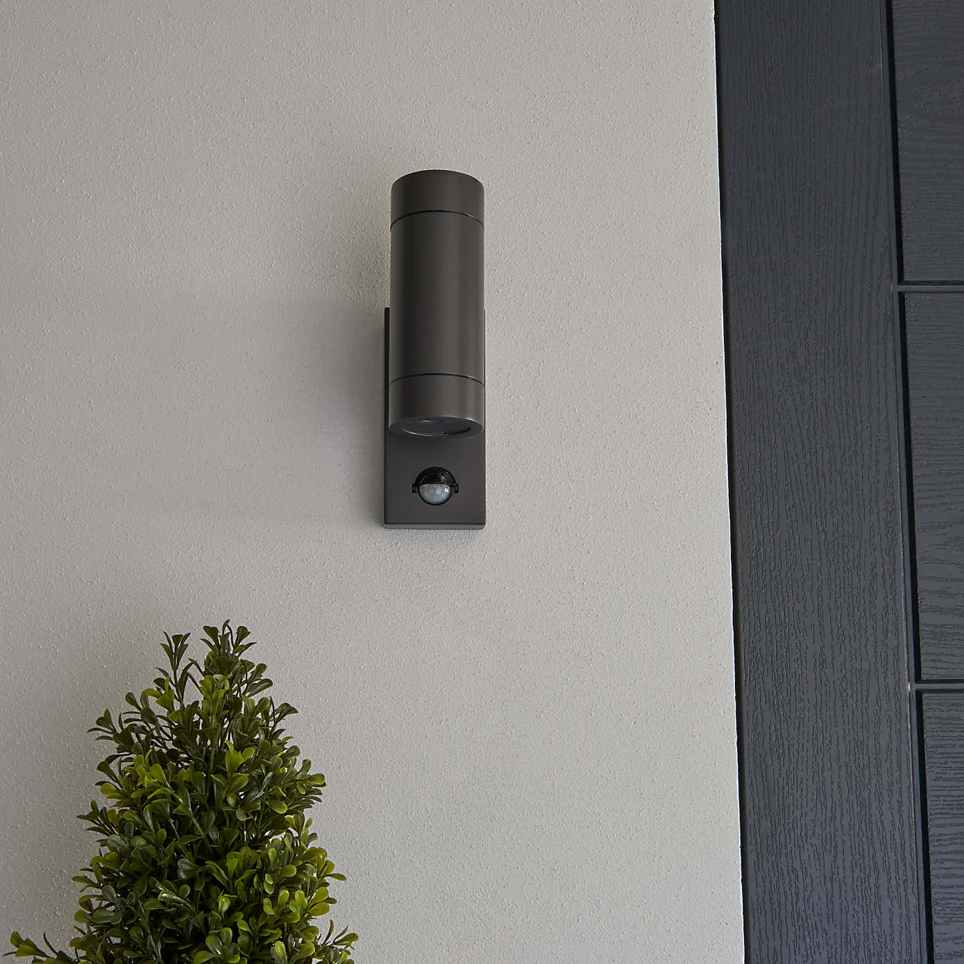 Billy PIR Sensor Outdoor Wall Light