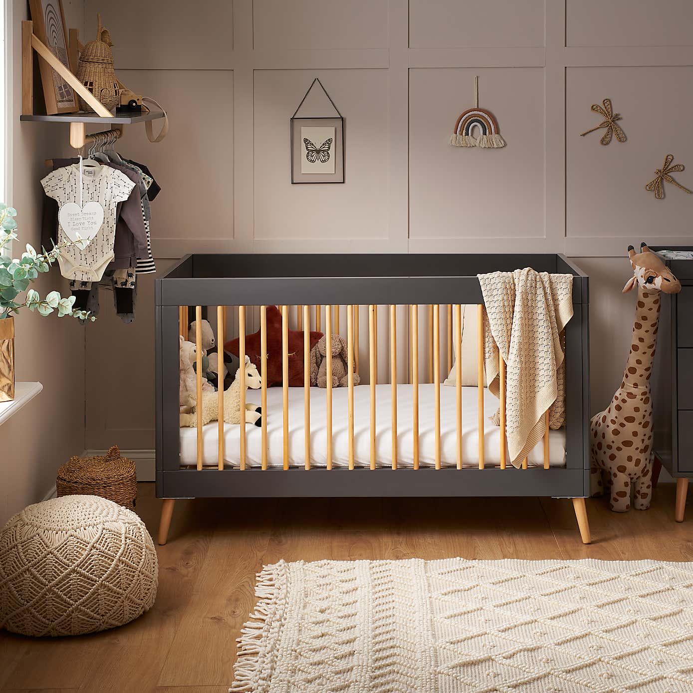 OBaby Maya Cot Bed, Pine