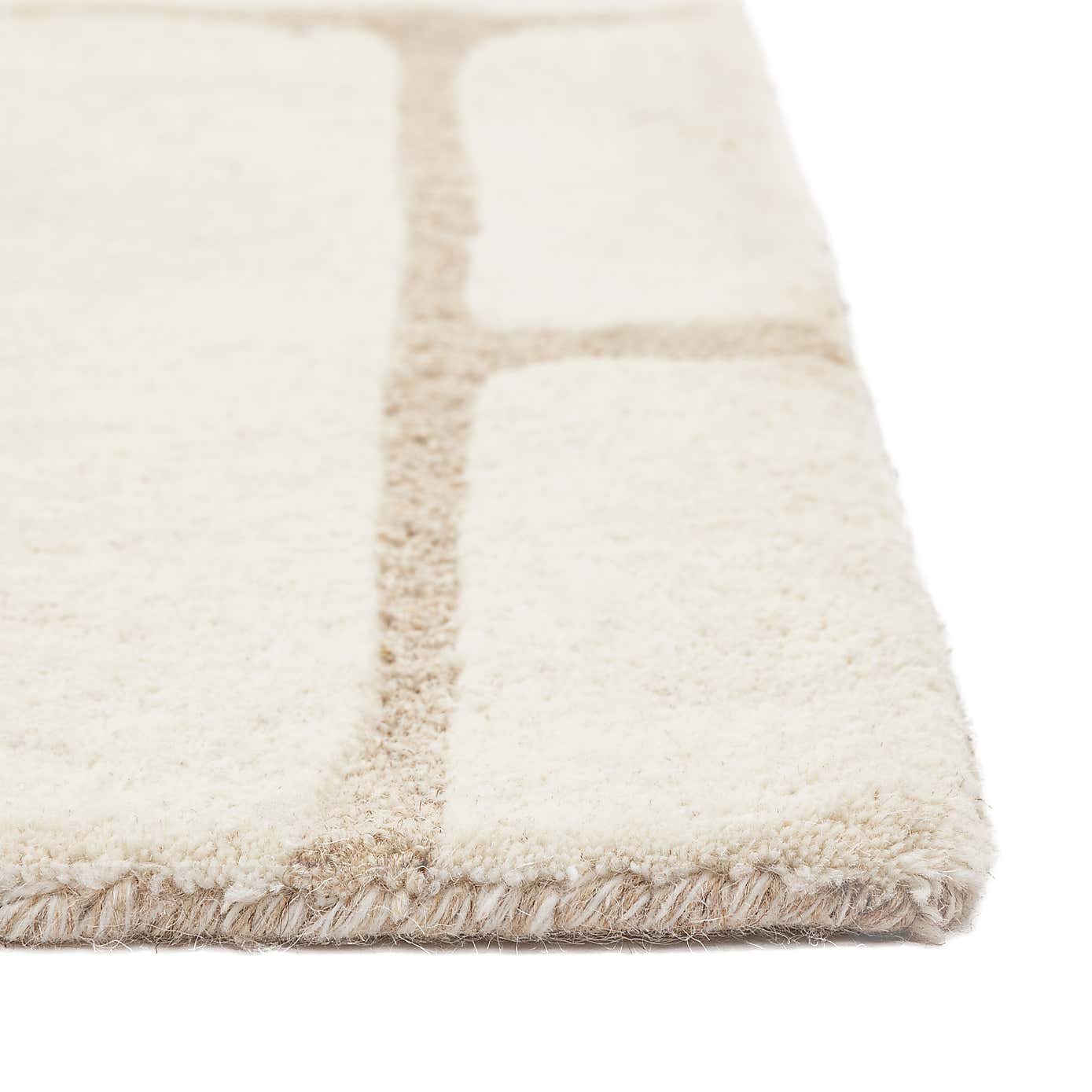 Cedar and Sage Pavia Tufted Graphic Rug
