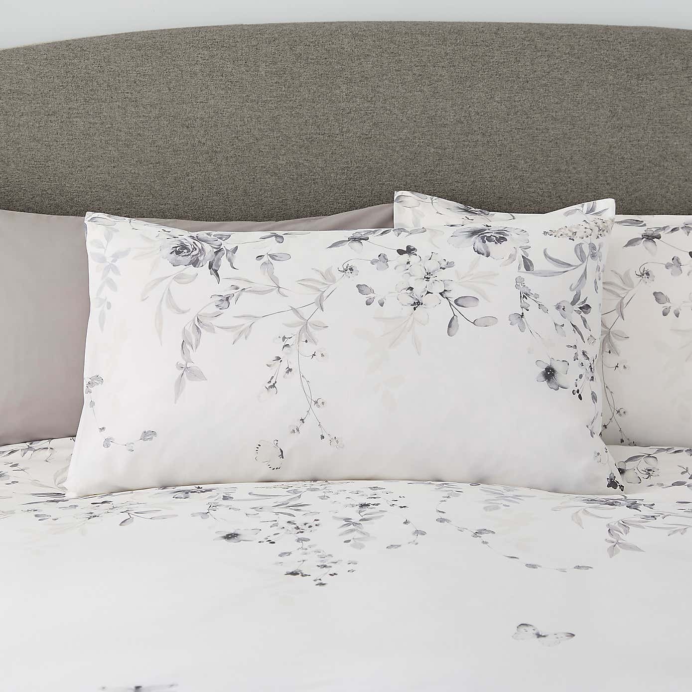 Nola Floral Blue Duvet Cover and Pillowcase Set