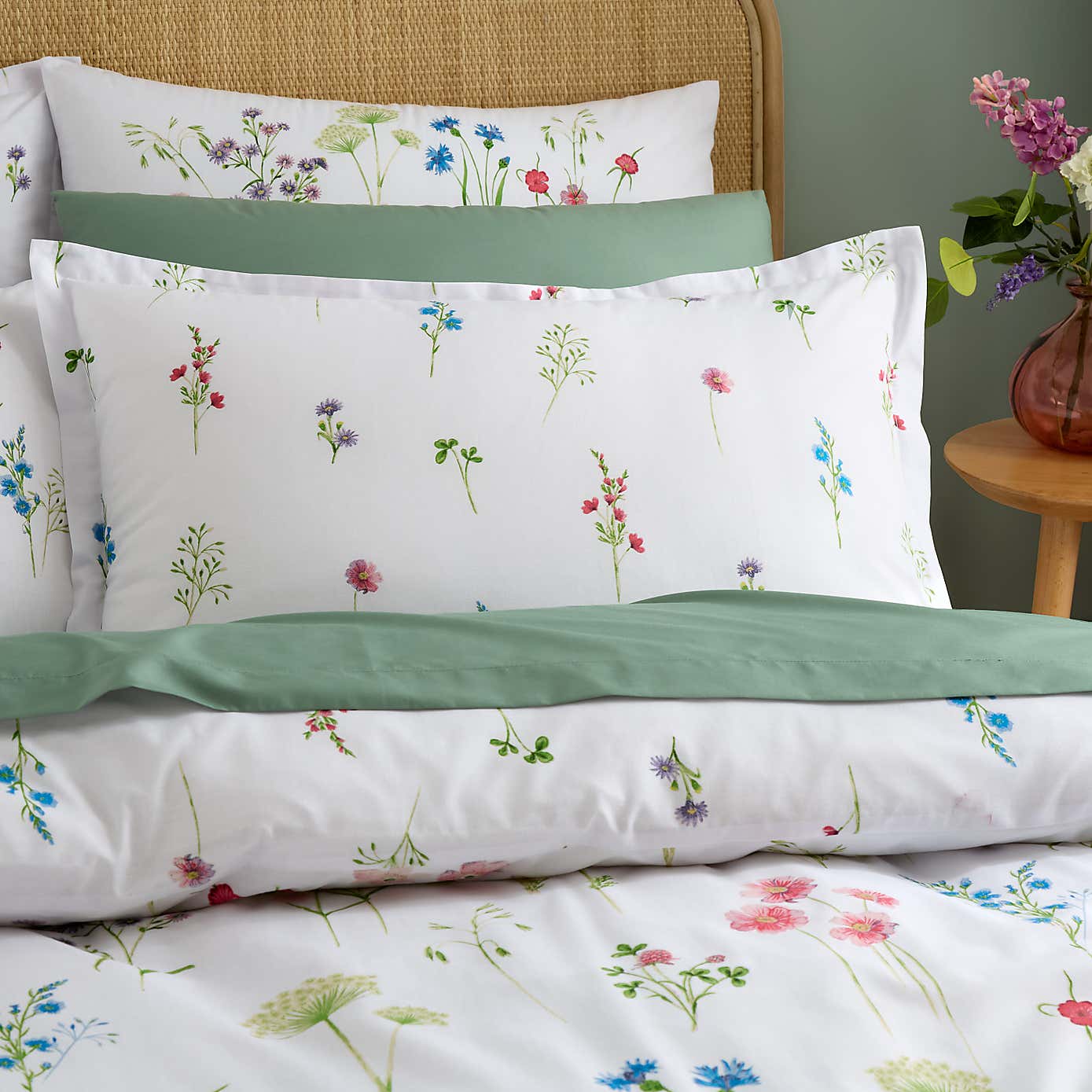 Moxley Meadows Red Oxford Pillowcase