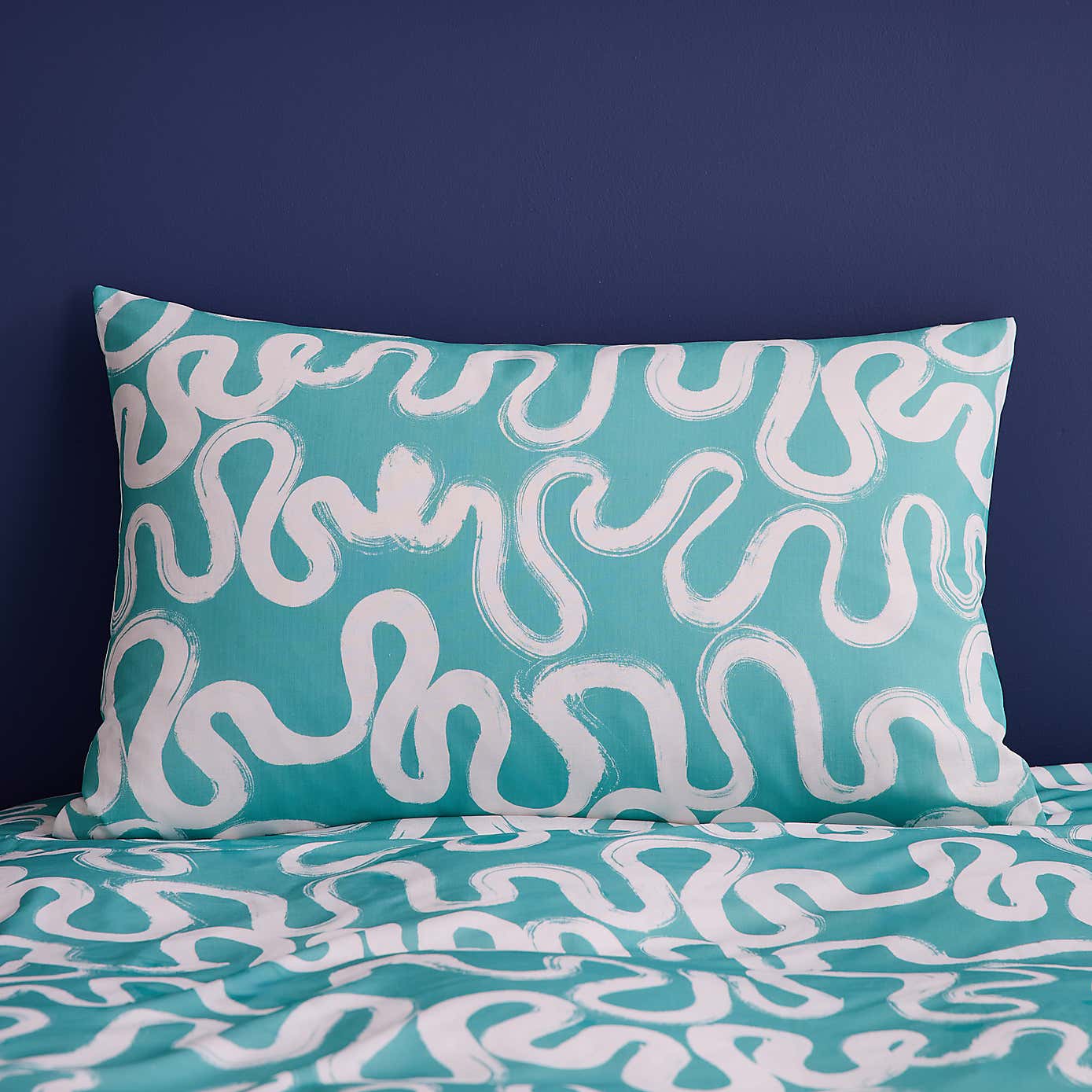 Aqua Doodle Reversible Duvet Cover and Pillowcase Set