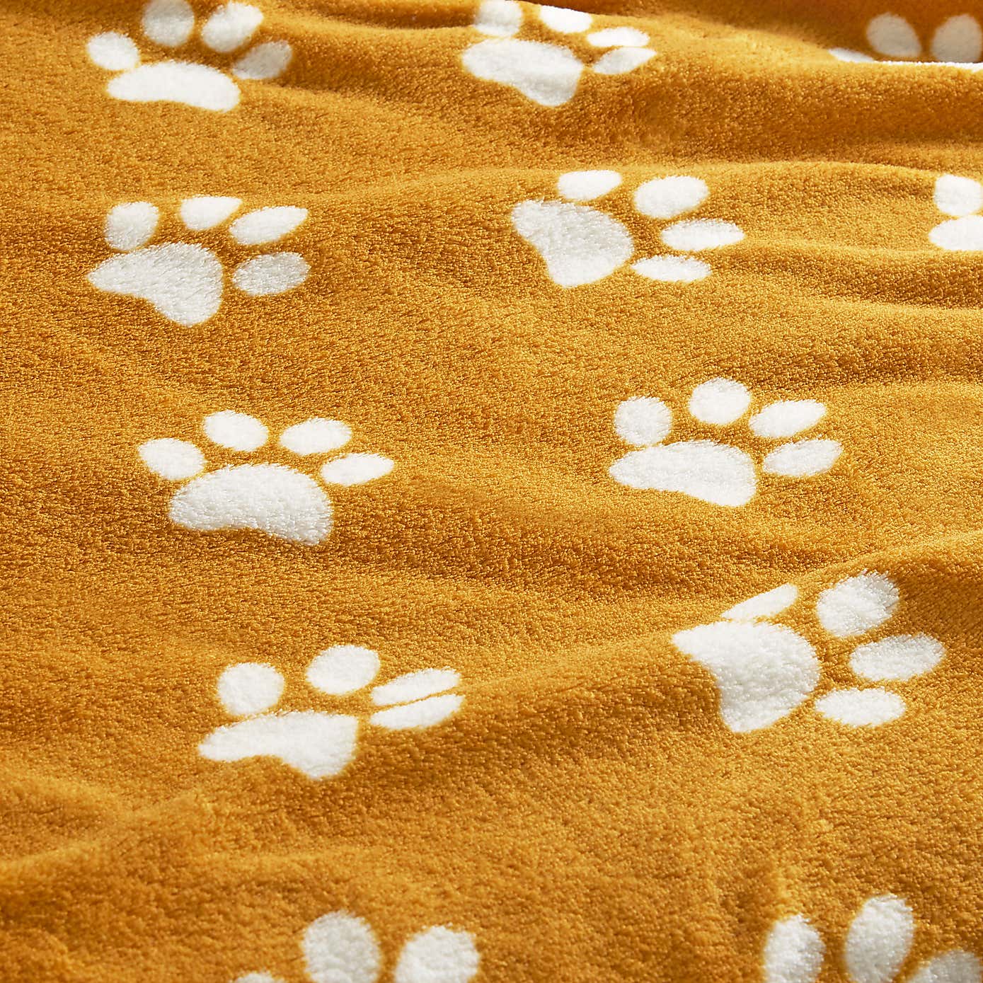 Printed Paw Print Throw