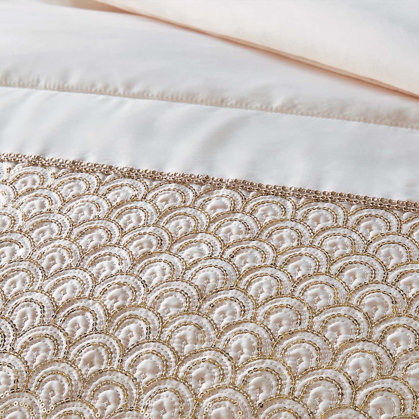 Catherine Lansfield Deco Sequin Quilted Bedspread