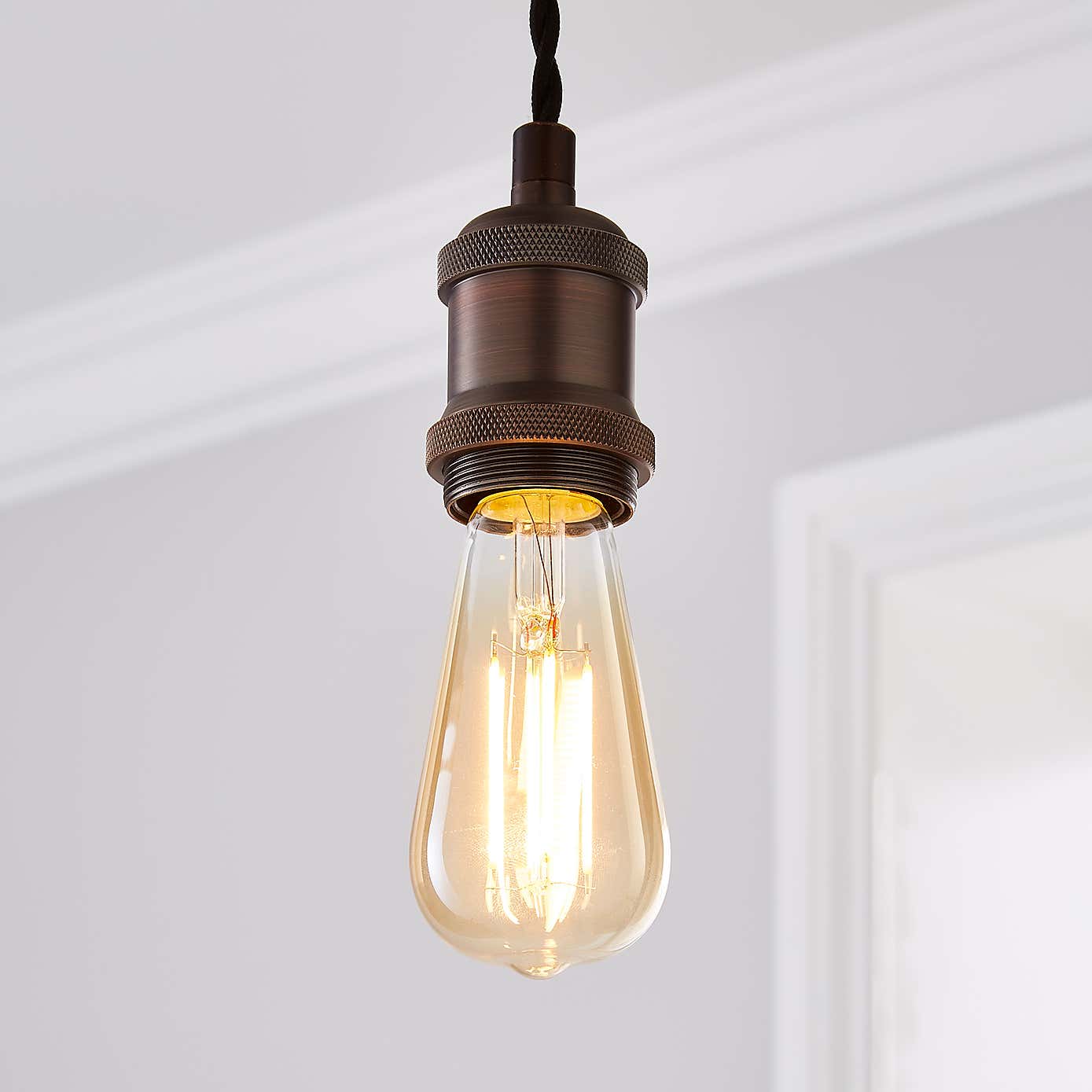 Marsden 5 W ST58 ES LED Dimmable Bulb