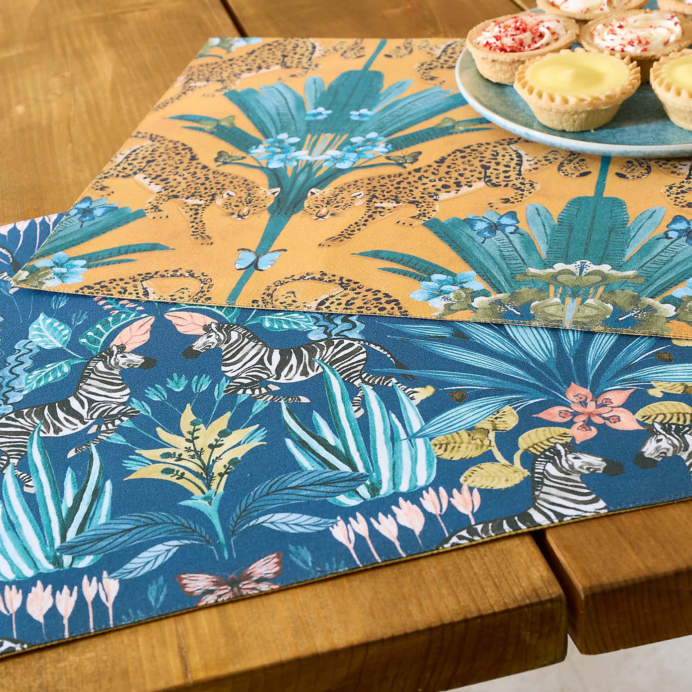 Set of 2 Tropical Leopard Placemat