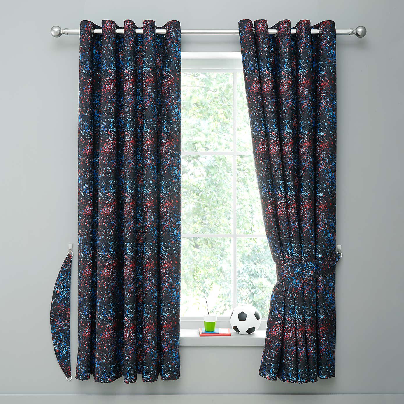 Football Graphic Boys Eyelet Curtains
