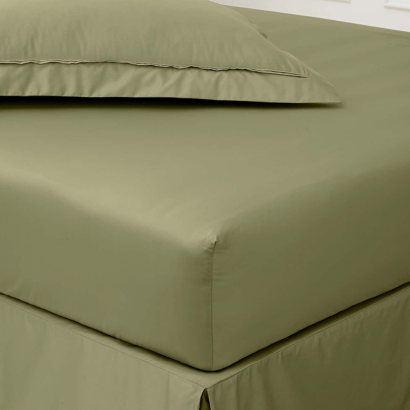 Dorma 500 Thread Count 100% Cotton Sateen Plain Fitted Sheet
