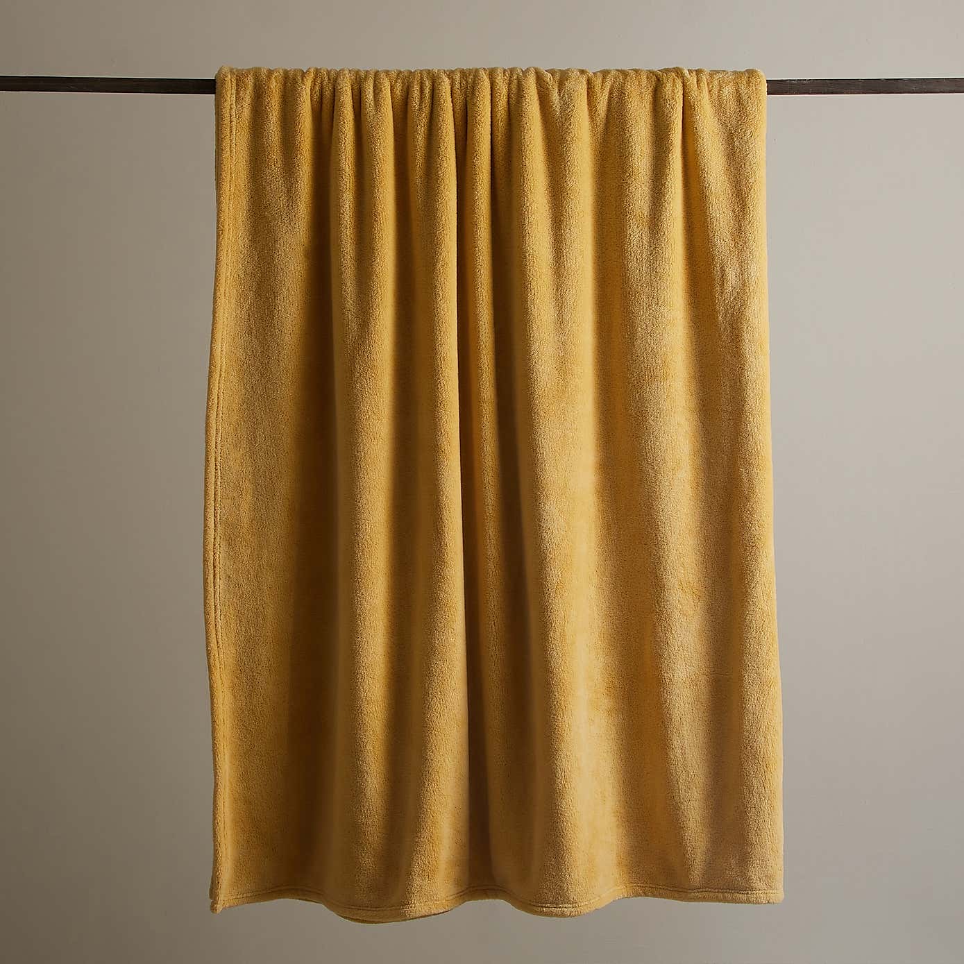 Seriously Soft Recycled Throw, 220x220cm