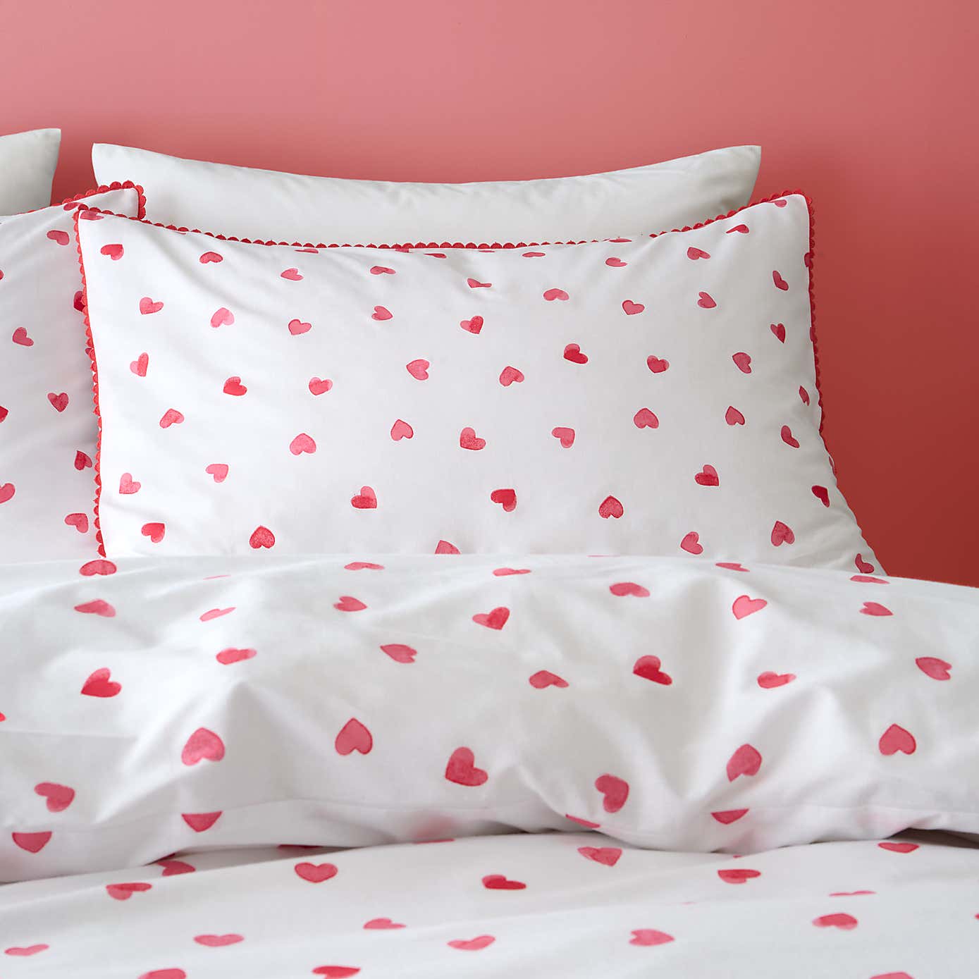Red Hearts 100% Cotton Duvet Cover and Pillowcase Set