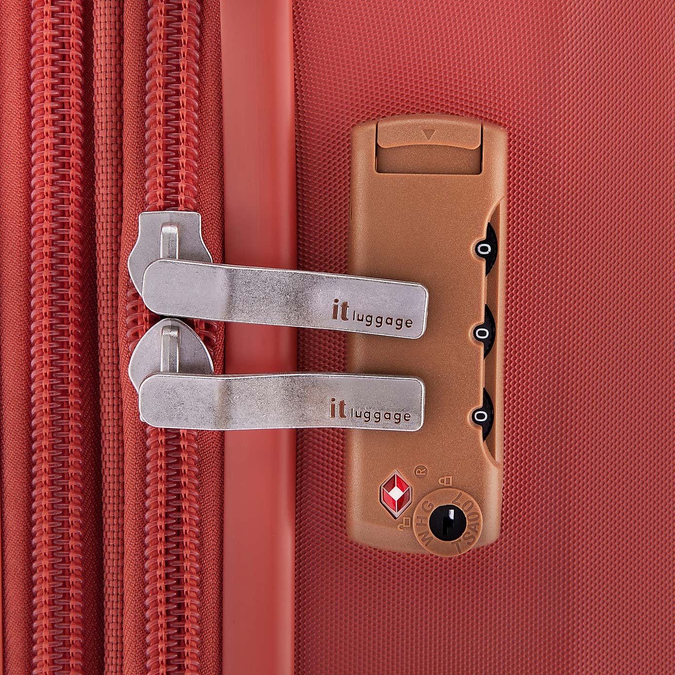 IT Luggage Enthralled Suitcase