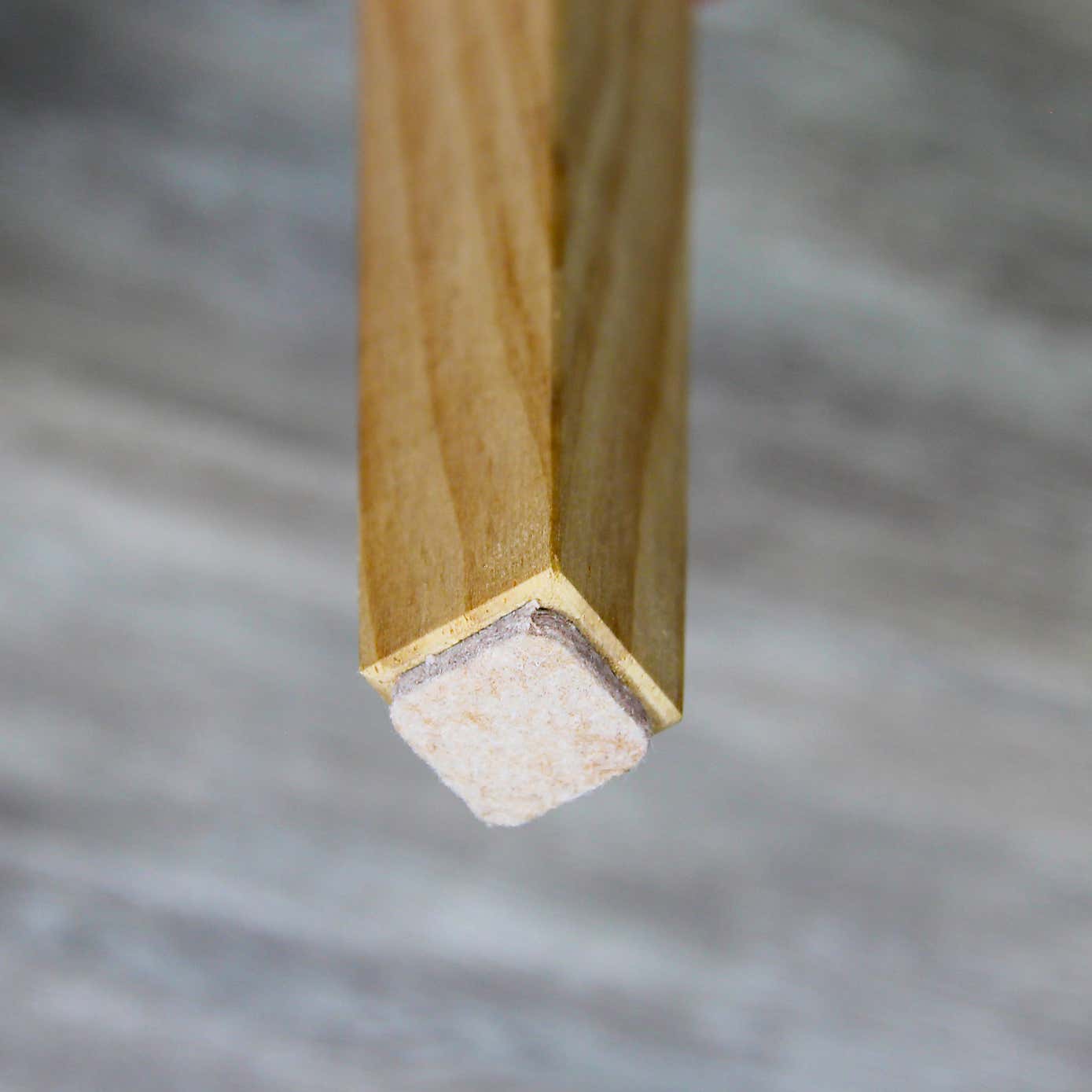 Felt Pads Square 25mm Pack of 16 Natural