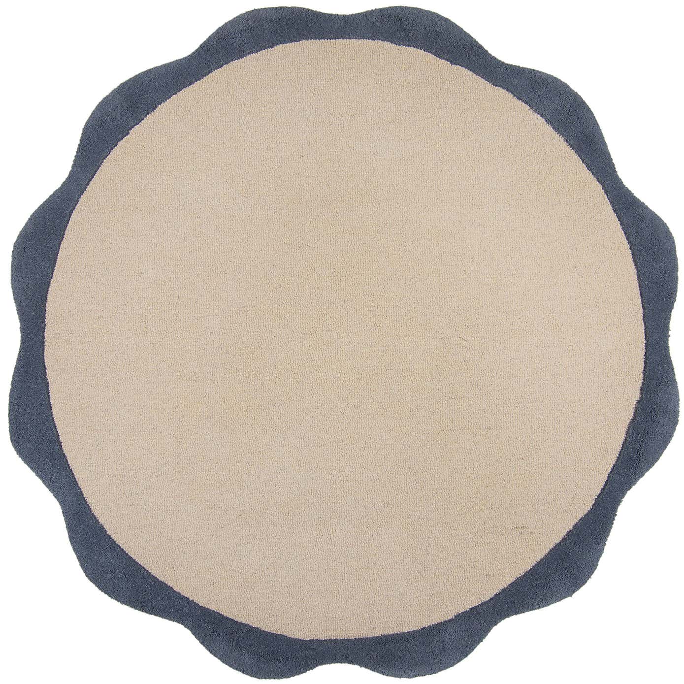 Bonnie Scallop Border Wool Round Rug