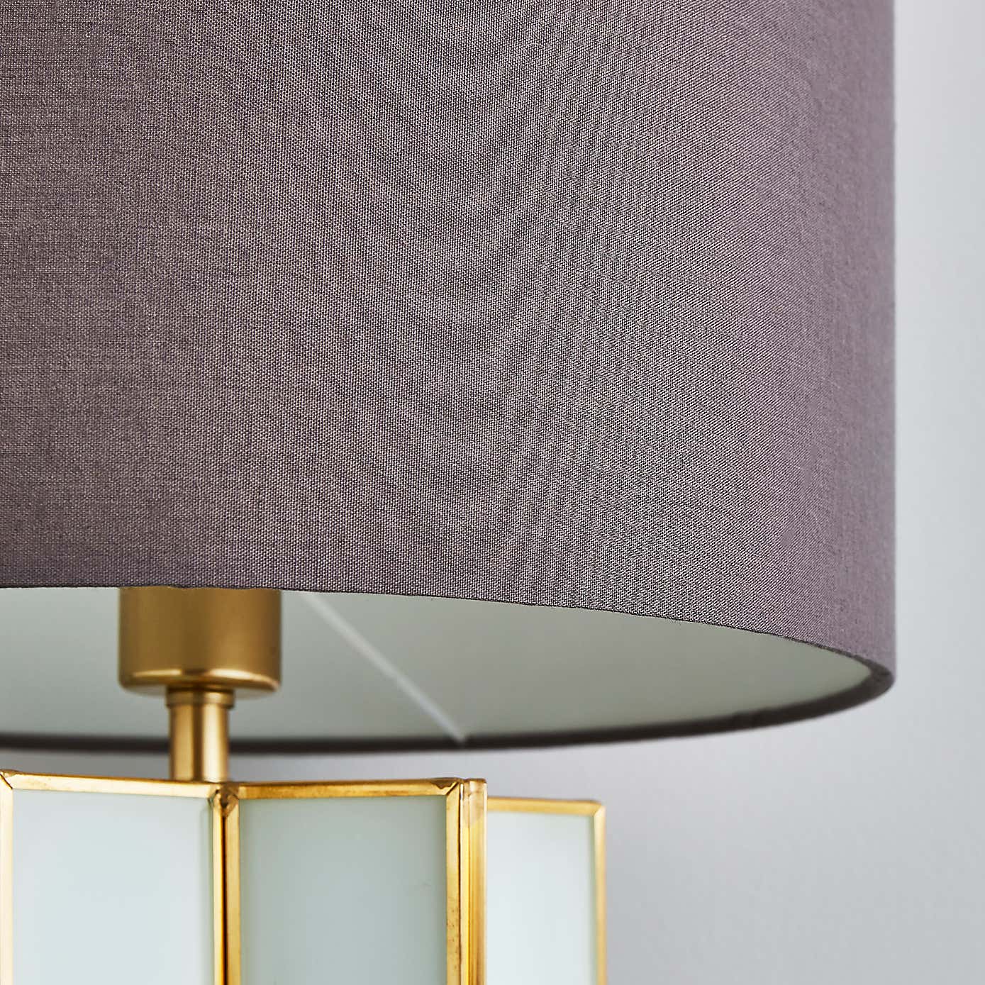 Virgo Green Star Glass Table Lamp