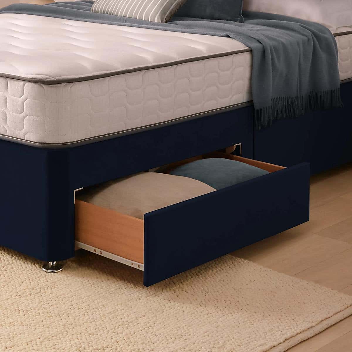 Silentnight 2 Drawer Divan Bed With Velvet Paris Headboard