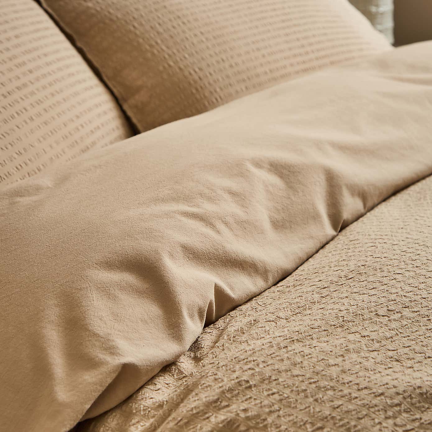 EL Seersucker Woven Cotton Duvet Cover & Pillowcase Set