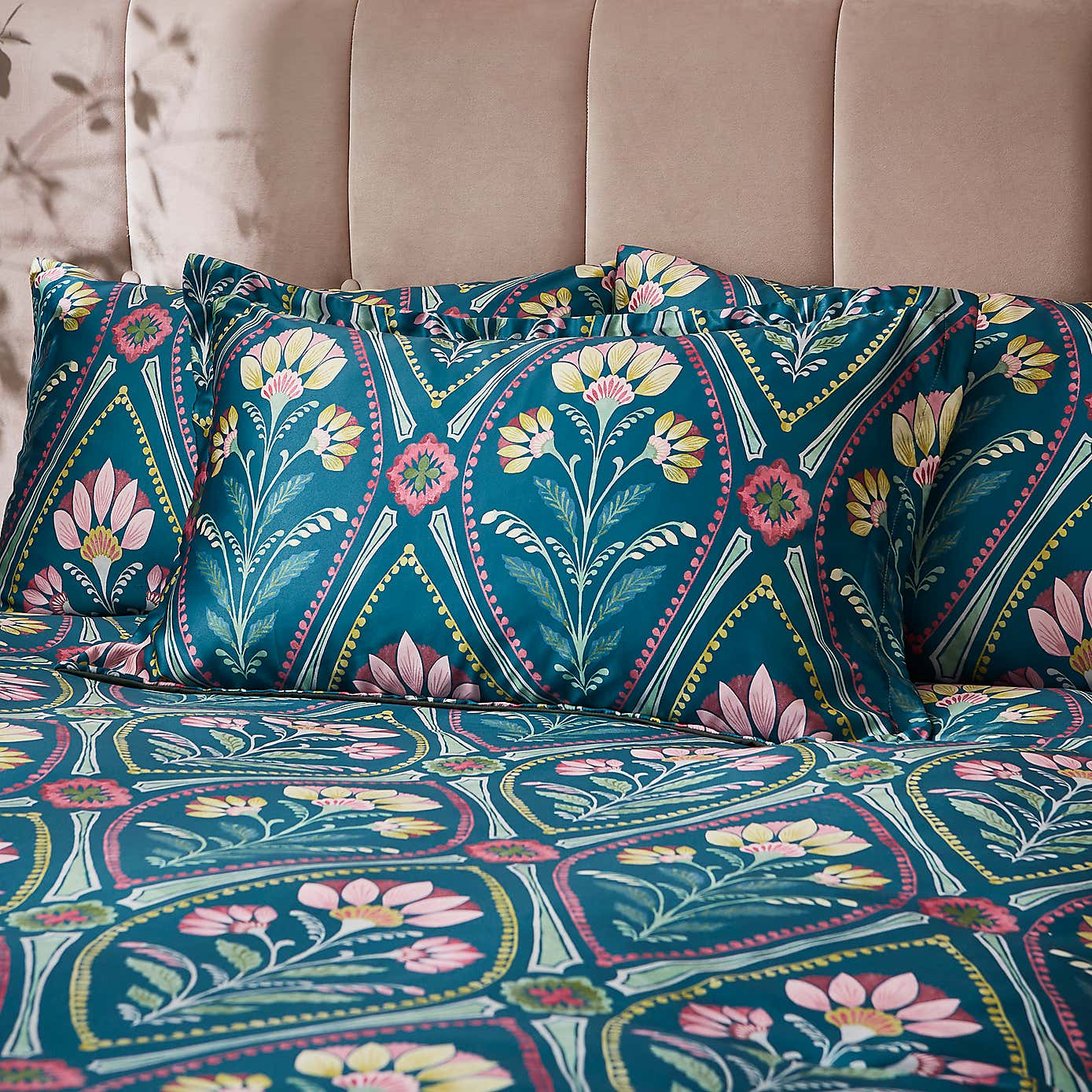 Fiorella Botanical Green Oxford Pillowcase