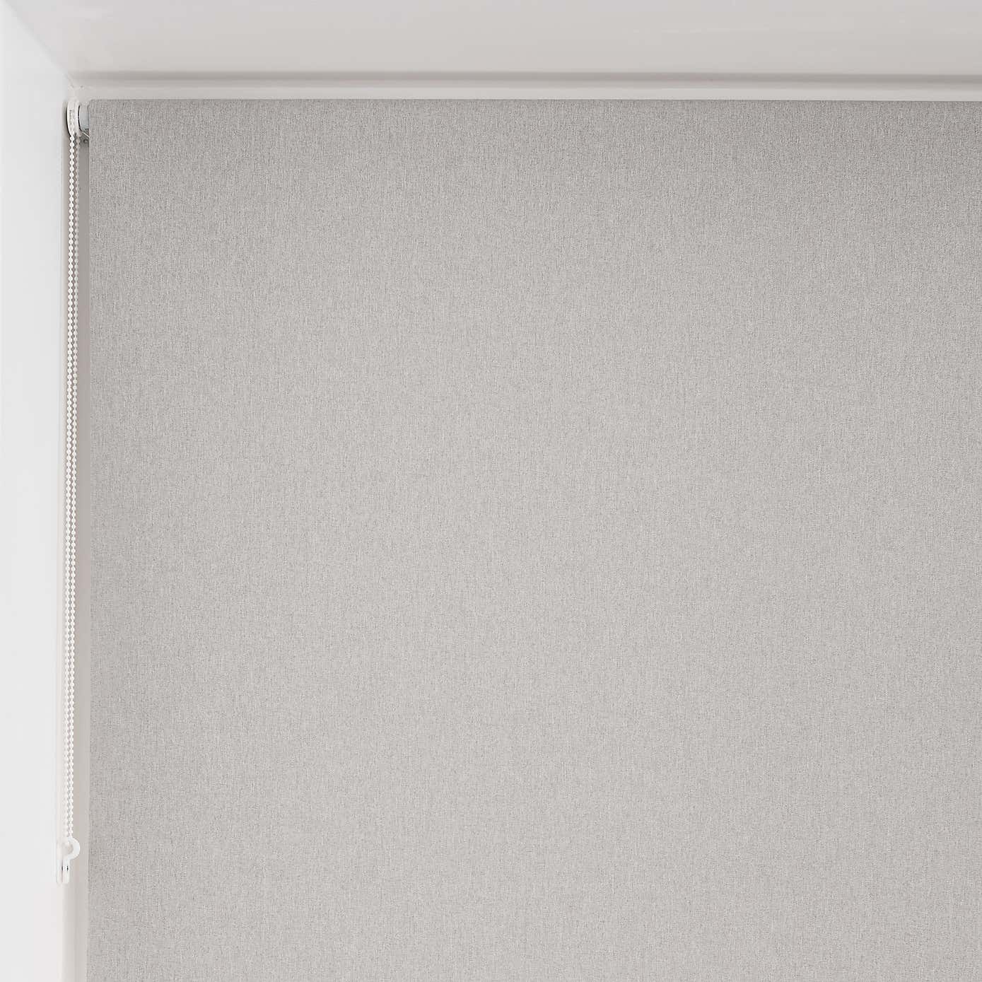 Luna Blackout Roller Blind