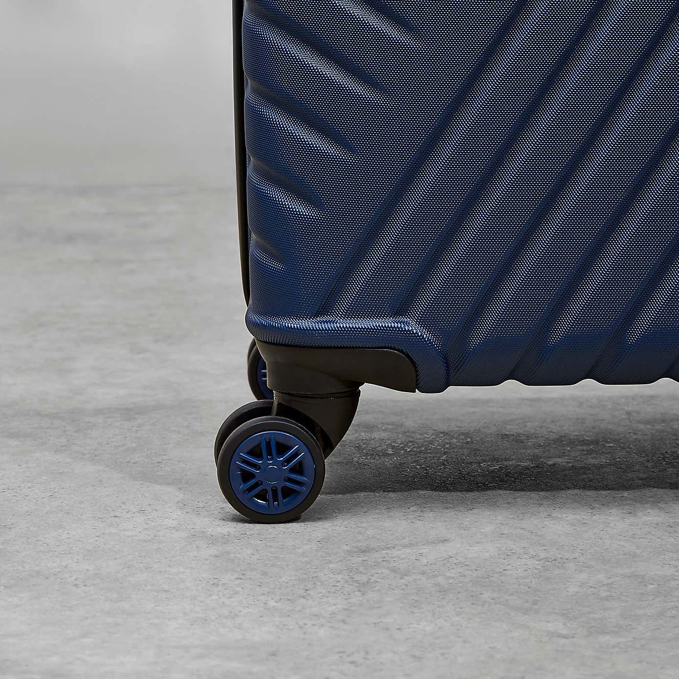 Rock Luggage Santiago Suitcase