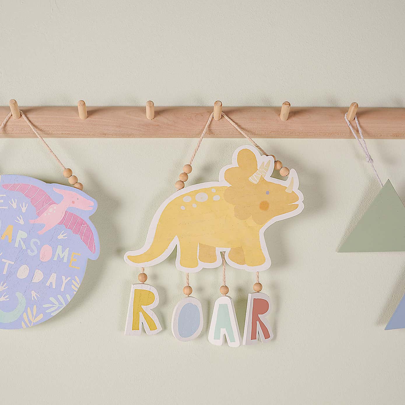 Petit Cheri Triceratops Roar Hanging Plaque