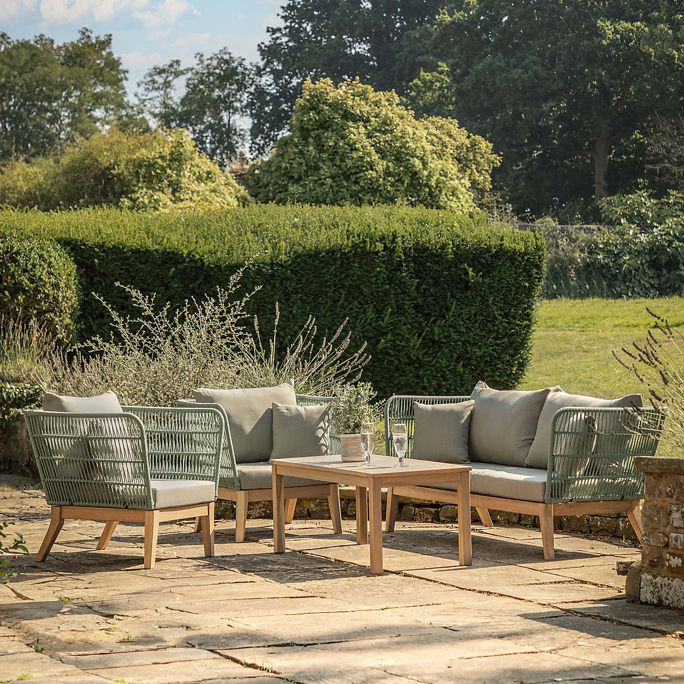 Ottinge Rope Sofa Set