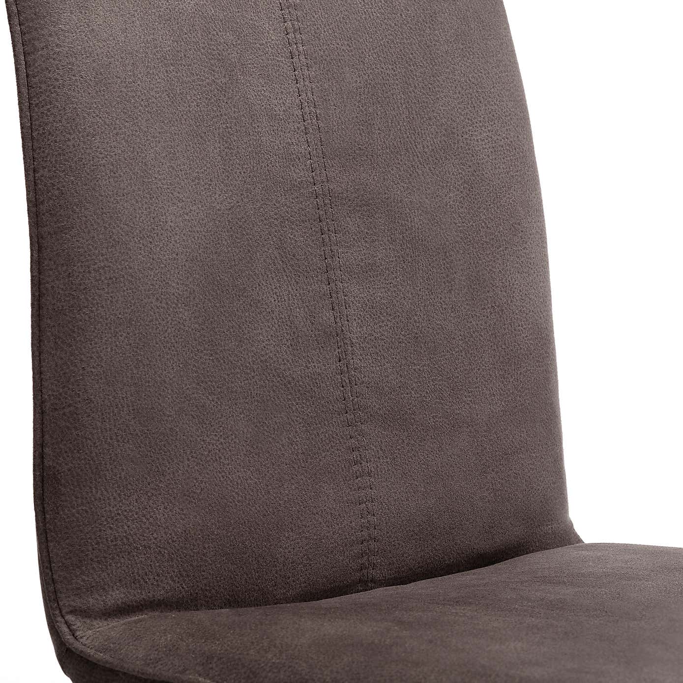 Brooklyn Round Dining Table with 4 Monroe Chairs